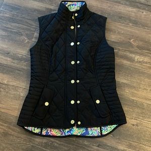 Lilly Pulitzer black getaway vest